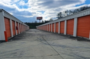 Public Storage - Hixson - 5301 Hixson Pike - Photo 2