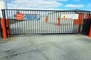 Public Storage - Chattanooga - 2212 Polymer Drive - Photo 4
