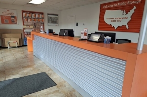 Public Storage - Chattanooga - 2212 Polymer Drive - Photo 3