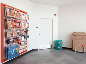 Public Storage - Niles - 7300 N Lehigh Ave - Photo 3