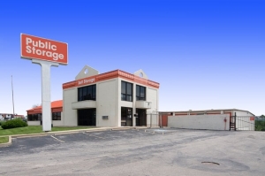 Public Storage - Valley Park - 831 Meramec Station Road