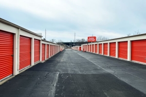 Public Storage - Geneva - 2324 Gary Lane - Photo 2