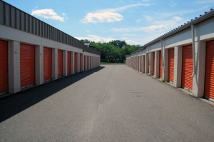 Public Storage - Plymouth - 1015 Highway 169 N - Photo 2