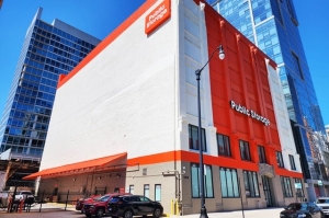 Public Storage - Chicago - 1414 S Wabash Ave - Photo 1