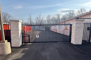 Public Storage - Germantown - 102 Northwest 13797 Spaten Court - Photo 4