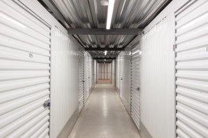 Public Storage - Minneapolis - 425 Washington Ave N - Photo 2