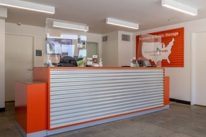 Public Storage - Pasadena - 888 S Fair Oaks Ave - Photo 3