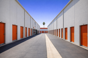 Public Storage - Pasadena - 888 S Fair Oaks Ave - Photo 2