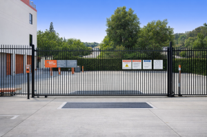 Public Storage - Los Angeles - 4101 North Figueroa Street - Photo 4