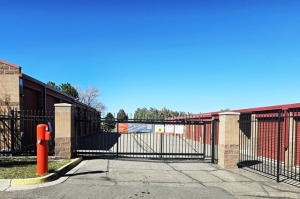 Public Storage - Highlands Ranch - 4111 Siskin Ave - Photo 4