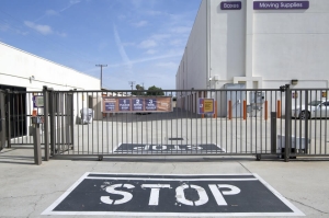 Public Storage - Artesia - 11635 Artesia Blvd - Photo 4