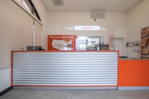 Public Storage - Long Beach - 2506 Atlantic Ave - Photo 3
