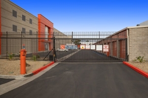Public Storage - Montclair - 5548 Arrow Hwy - Photo 4