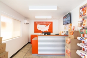 Public Storage - Tujunga - 6400 Foothill Blvd - Photo 3