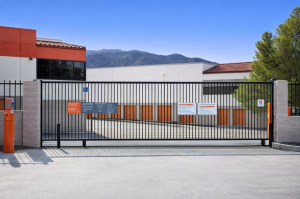 Public Storage - Tujunga - 6400 Foothill Blvd - Photo 4