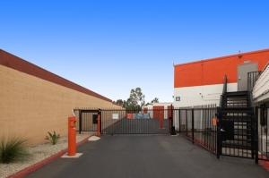 Public Storage - San Diego - 9550 Kearny Mesa Road - Photo 4