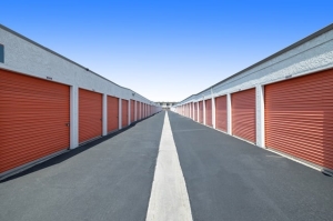 Public Storage - San Diego - 11303 Sorrento Valley Road - Photo 2