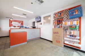 Public Storage - Torrance - 1724 S Crenshaw Blvd - Photo 3