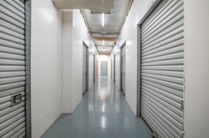 Public Storage - Los Angeles - 4002 N Mission Rd - Photo 2