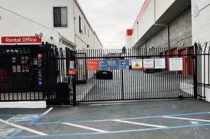 Public Storage - Oakland - 1551 MacArthur Blvd - Photo 4