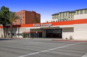 Public Storage - Pasadena - 171 S Arroyo Parkway - Photo 1