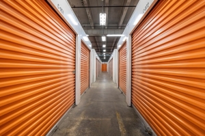 Public Storage - Pasadena - 171 S Arroyo Parkway - Photo 2