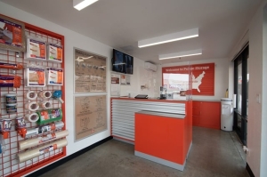 Public Storage - Oakland - 1327 International Blvd - Photo 3