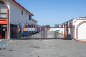 Public Storage - Vallejo - 265 Mini Drive - Photo 4