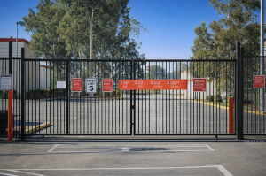 Public Storage - North Hollywood - 7500 Whitsett Ave - Photo 4