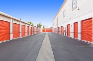 Public Storage - Northridge - 9920 Balboa Blvd - Photo 2