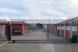 Public Storage - Tracy - 400 W Larch Road - Photo 4