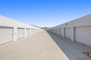 Public Storage - Valencia - 28111 Kelly Johnson Pkwy - Photo 2