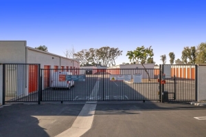 Public Storage - Irvine - 13241 Jeffrey Road - Photo 4