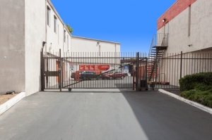 Public Storage - Oakland - 680 Hegenberger Road Picture of Public Storage - Oakland - 680 Hegenberger Road