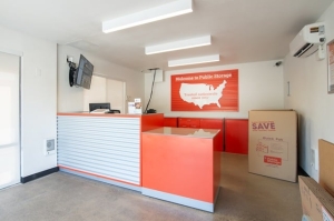 Public Storage - Milwaukie - 17501 SE McLoughlin Blvd - Photo 3