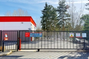 Public Storage - Bellevue - 13640 Bel Red Road - Photo 4