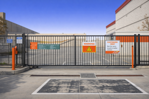 Public Storage - Los Angeles - 12681 W Jefferson Blvd - Photo 4