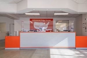 Public Storage - Los Angeles - 12681 W Jefferson Blvd - Photo 3