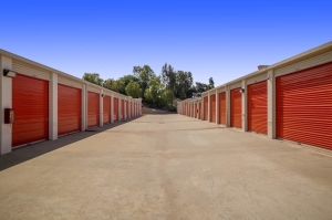 Public Storage - El Cajon - 3750 Willow Glen Drive - Photo 2