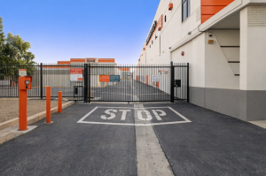 Public Storage - Tarzana - 18440 Burbank Blvd - Photo 4