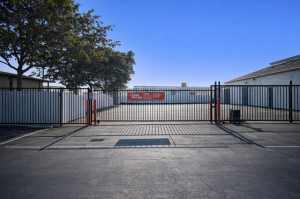 Public Storage - Sunnyvale - 1096 North Fair Oaks Ave - Photo 4
