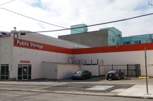 Public Storage - Seattle - 1515 13th Ave - Photo 1