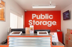 Public Storage - Campbell - 175 S Curtner Ave - Photo 3