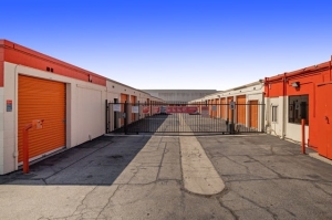 Public Storage - Irwindale - 15534 Arrow Highway - Photo 4