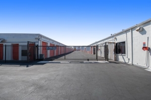 Public Storage - Sacramento - 7510 Folsom Blvd - Photo 4