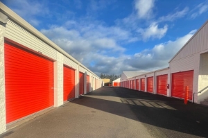 Public Storage - Auburn - 8 16th St NW - Photo 2
