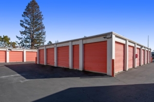 Public Storage - Petaluma - 900 Transport Way - Photo 2