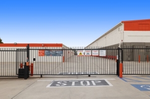 Public Storage - San Diego - 8000 Raytheon Road - Photo 4