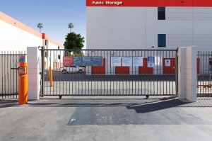 Public Storage - Glendale - 4820 San Fernando Rd - Photo 4