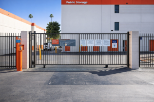 Public Storage - Glendale - 4820 San Fernando Rd - Photo 4